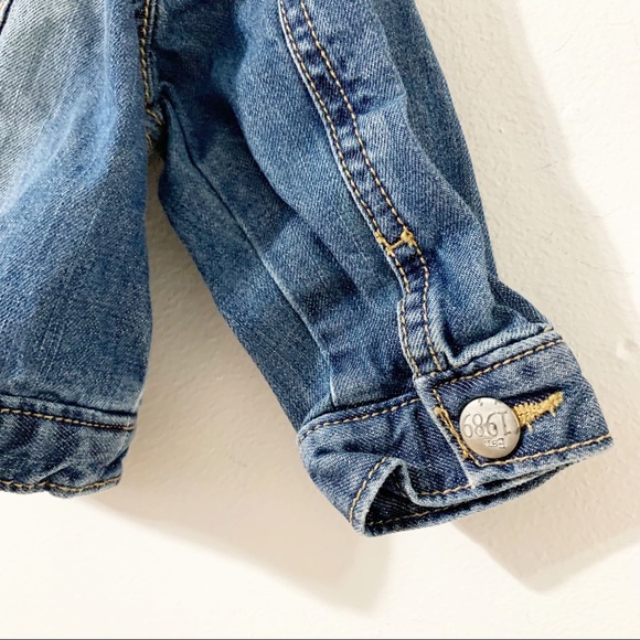 The Children’s Place Color Distressed Jean Jacket Faux Buttons Really Snaps - Picture 5 of 10